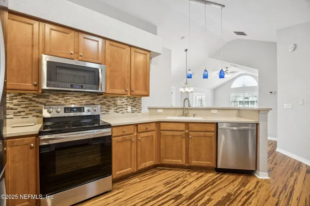 $325,000 | 4362 Edgewater Crossing Drive, Unit 214, Jacksonville, FL 32257