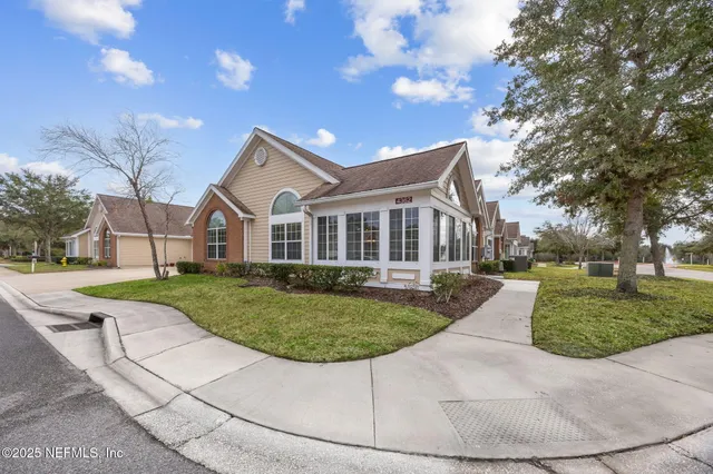 $325,000 | 4362 Edgewater Crossing Drive, Unit 214, Jacksonville, FL 32257