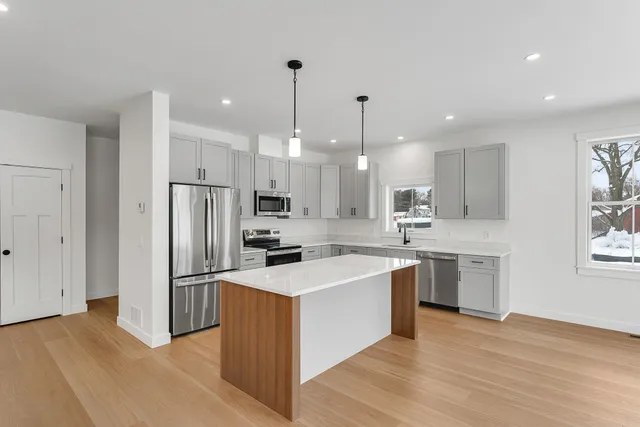 $759,000 | 647 B Church Road, Colchester, VT 05446