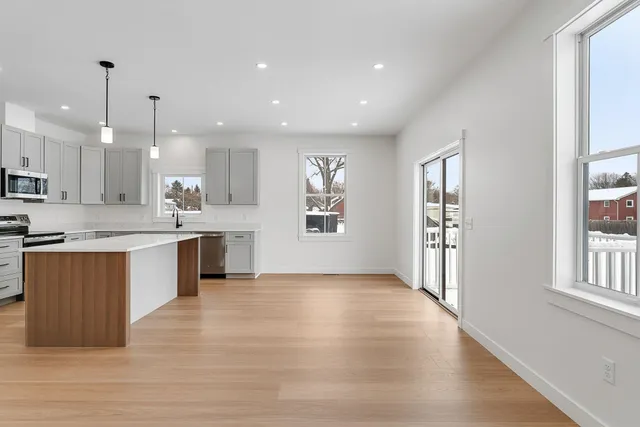 $759,000 | 647 B Church Road, Colchester, VT 05446