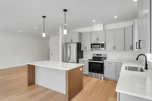 $759,000 | 647 B Church Road, Colchester, VT 05446