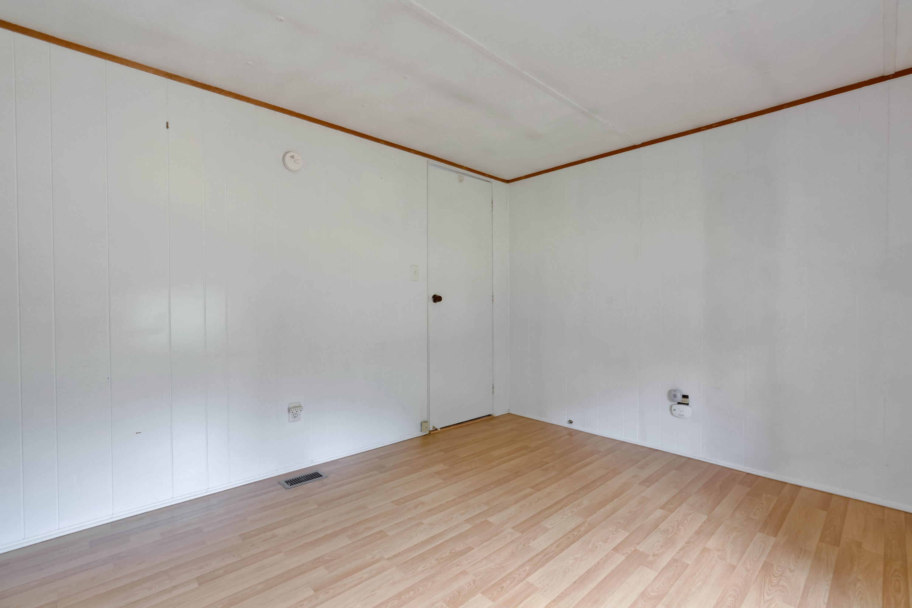 282 Country Club 3 Road Sanford, ME 04073 - Photo 14 of 20 bedroom2