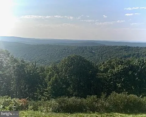 $59,900 | 51 Mohican Court, Hazleton, PA 18202