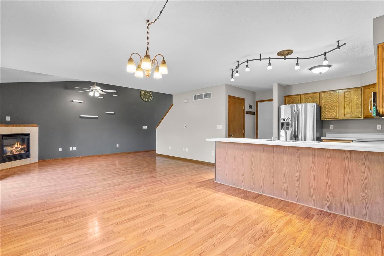 655 Rachael Street North Liberty, IA 52317 - Photo 7 of 33 Gallery Image 7