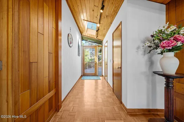 $775,000 | 1 Lake Vista Lane, Pinehurst, NC 28374