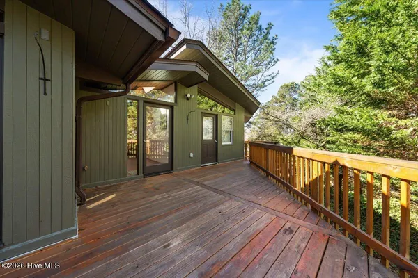 $775,000 | 1 Lake Vista Lane, Pinehurst, NC 28374