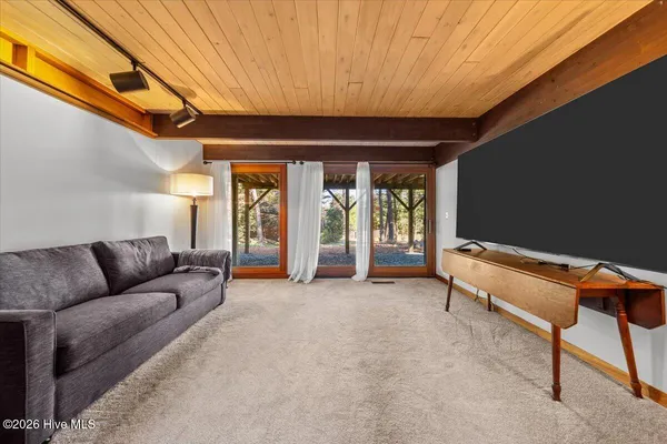 $775,000 | 1 Lake Vista Lane, Pinehurst, NC 28374