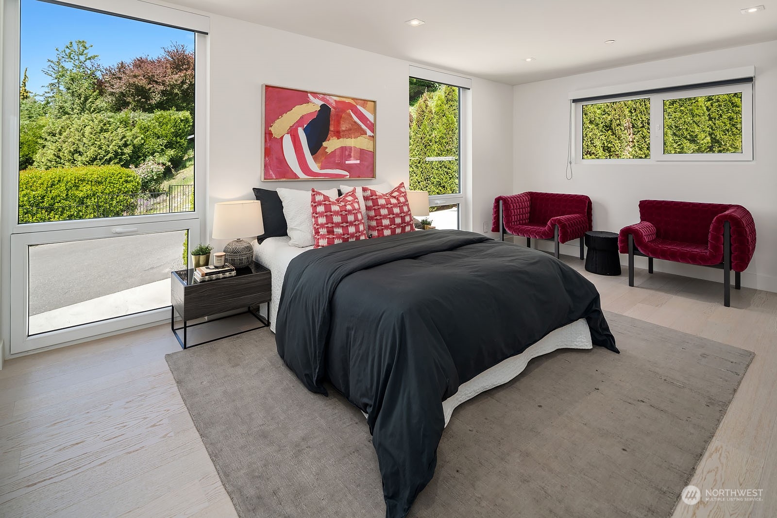 3225 Evergreen Point Road Medina, WA 98039 - Photo 13 of 34 a bedroom with a bed and a window