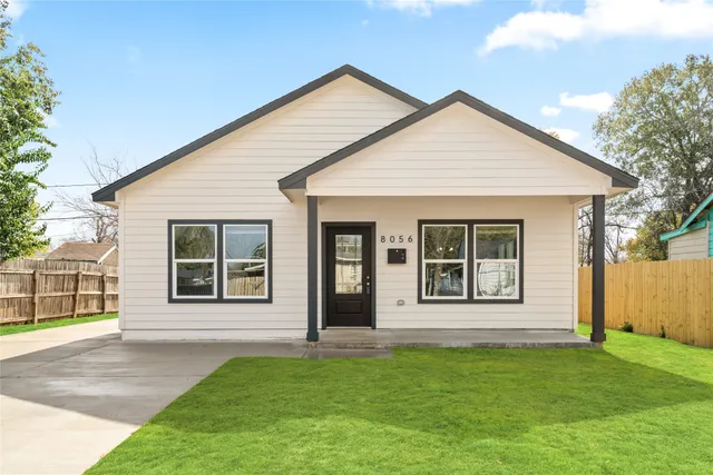 $2,250 | 8056 Meadowbrook Drive, Houston, TX 77017