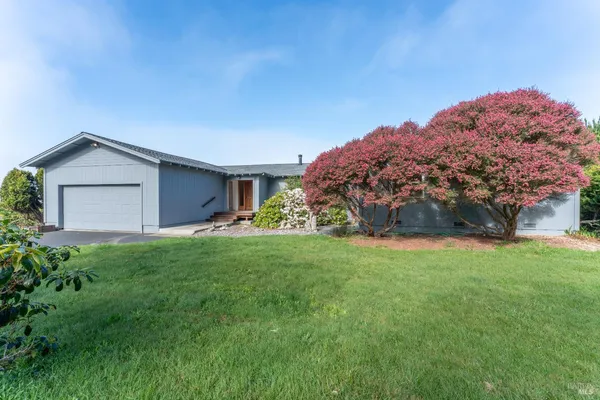 $1,695,000 | 14350 Hanson Circle, Mendocino, CA 95460