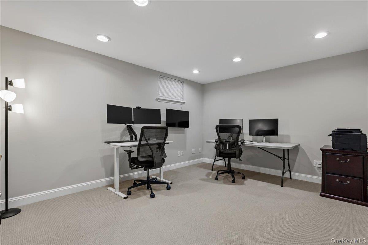 76 Davis Avenue Rye, NY 10580 - Photo 29 of 39 Separate room- perfect for an office