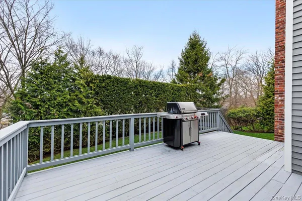 $3,395,000 | 76 Davis Avenue, Rye, NY 10580