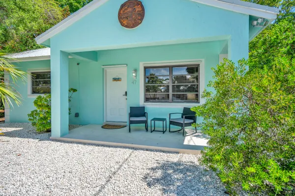 a view of an outdoor space with seating area