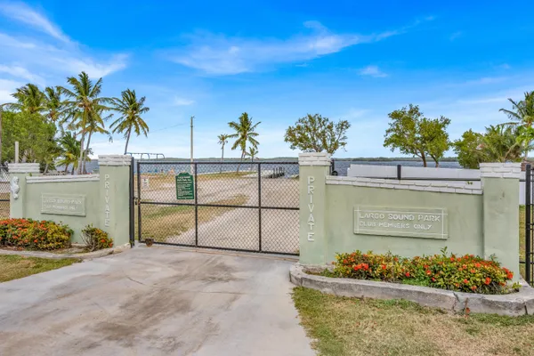 $3,500 | 47 Bass Avenue, Key Largo, FL 33037