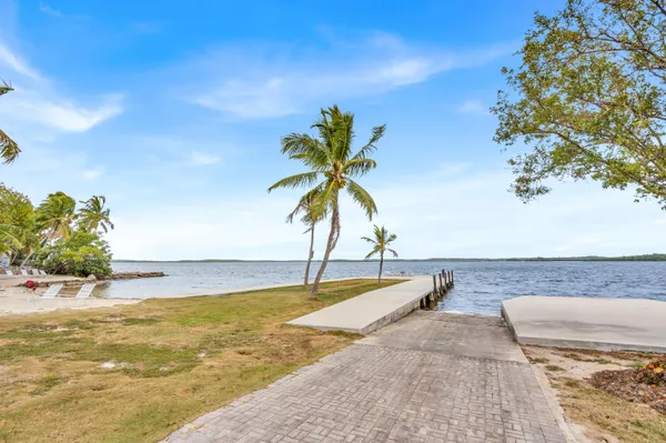 $3,500 | 47 Bass Avenue, Key Largo, FL 33037