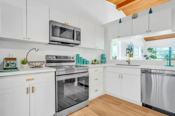 $3,500 | 47 Bass Avenue, Key Largo, FL 33037