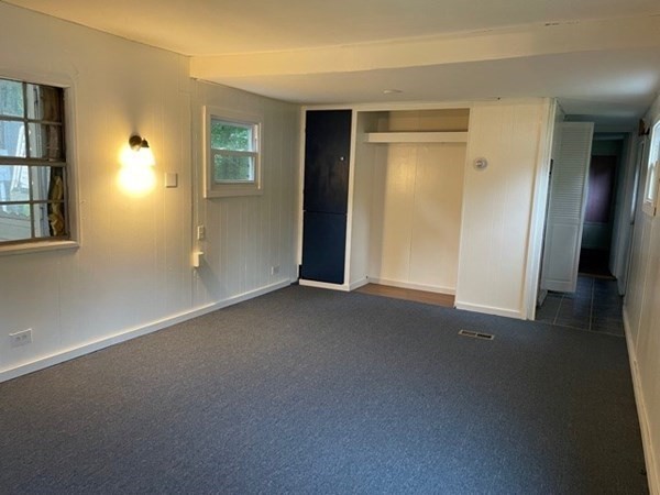 1 E Kittredge Road Shirley, MA 01464 - Photo 7 of 20 Gallery Image 7
