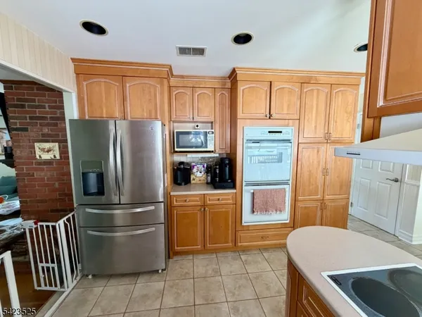 $849,999 | 14 Fieldstone Court, Randolph, NJ 07869