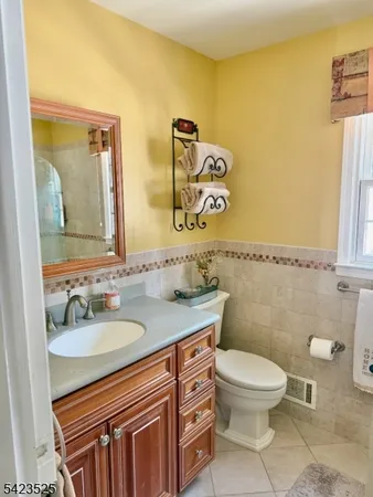 $849,999 | 14 Fieldstone Court, Randolph, NJ 07869