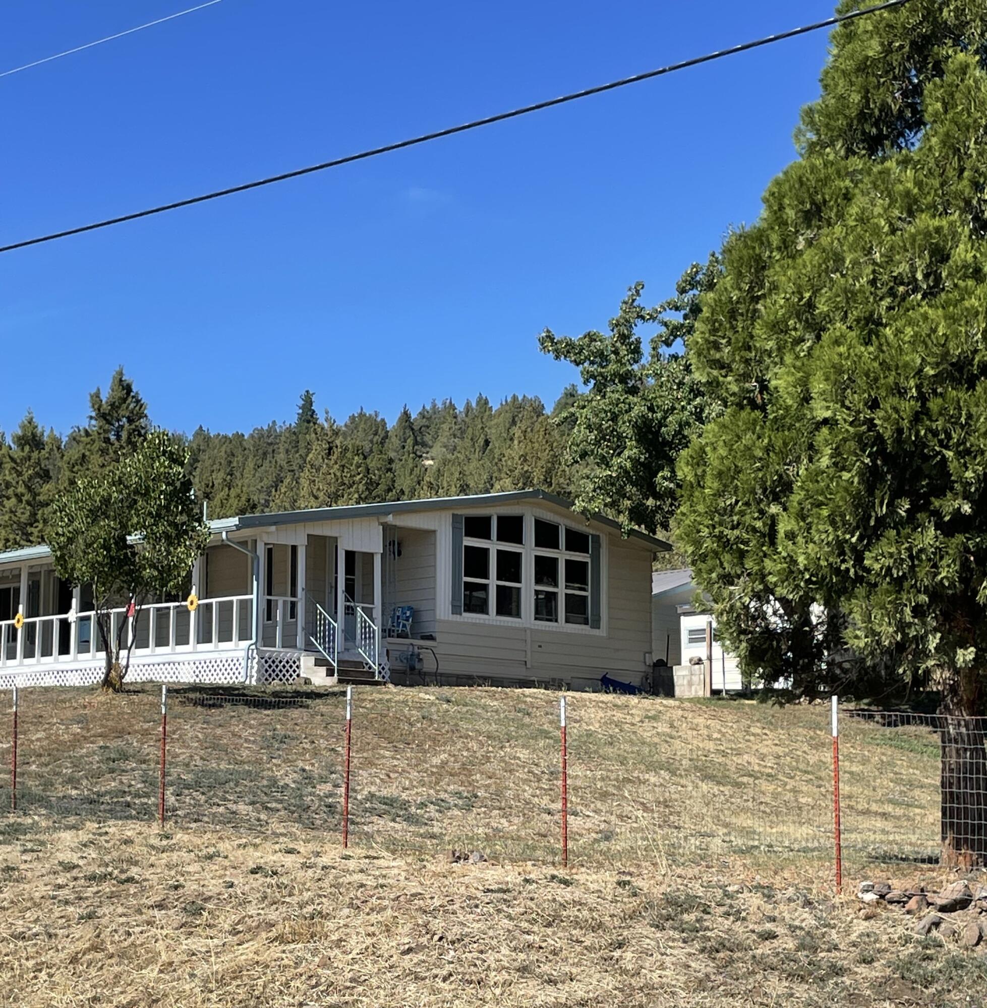 10003 Ben Kerns Road Klamath Falls, OR 97601 - Photo 1 of 22 Front of Home