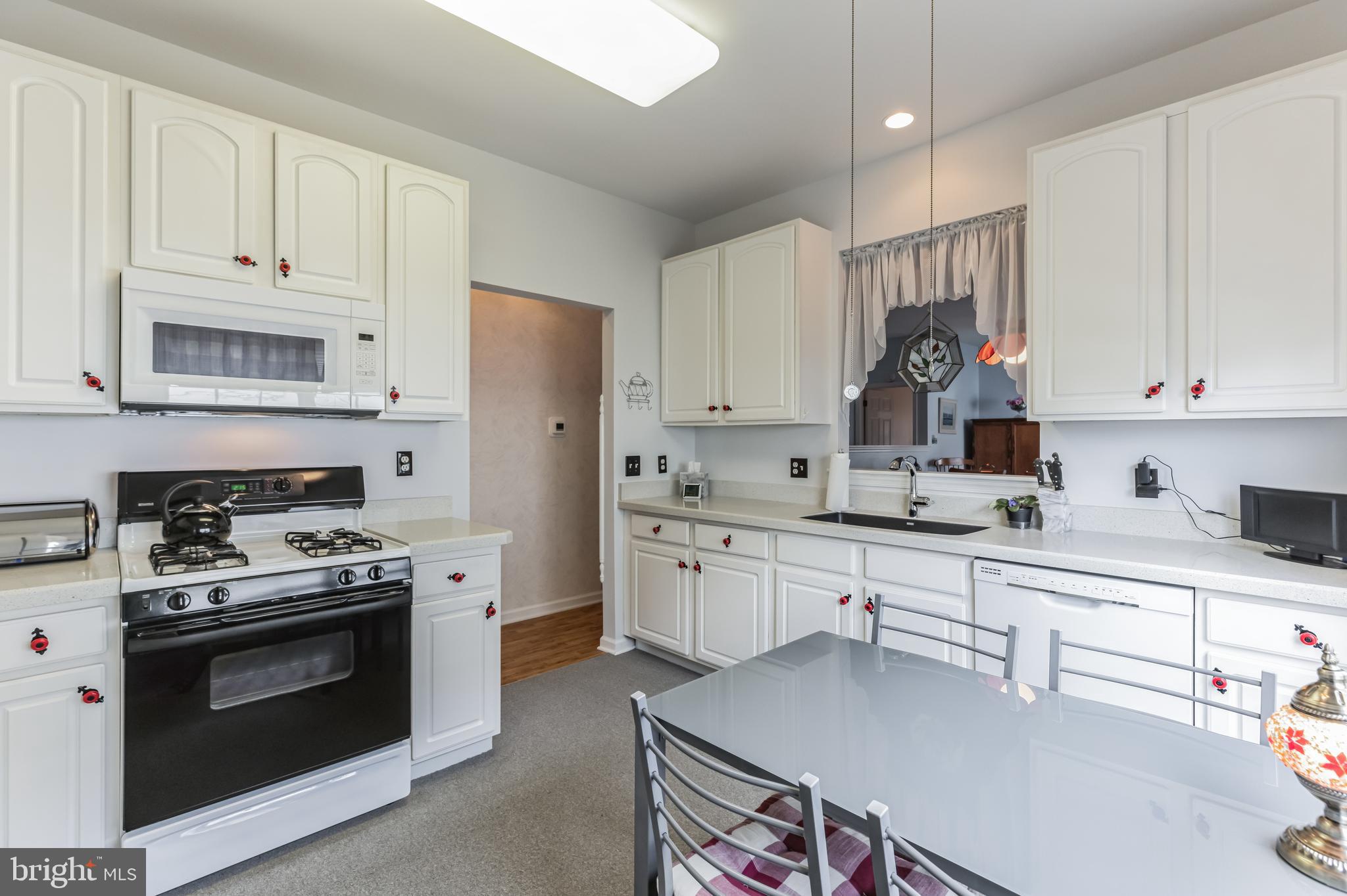 7 Spring Lane Beverly, NJ 08010 - Photo 7 of 32