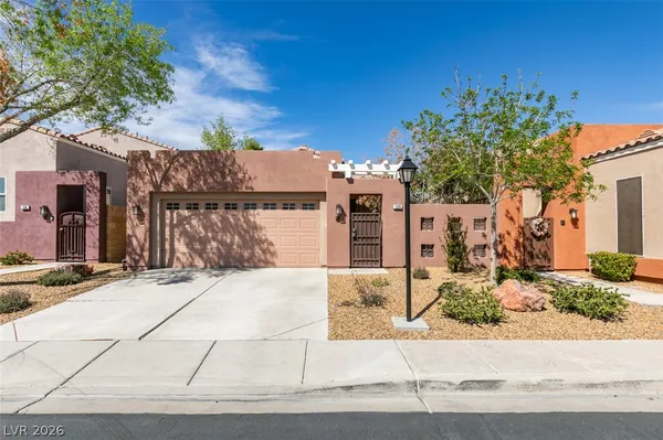 $2,000 | 120 Woolman Rink Avenue, Las Vegas, NV 89123