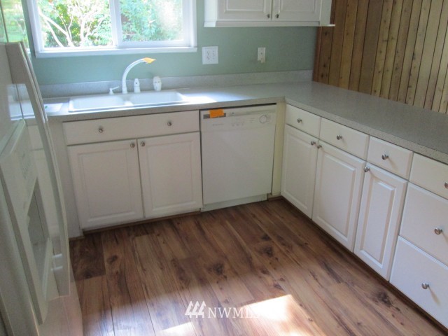 142 Burns Way Point Roberts, WA 98281 - Photo 4 of 20 Gallery Image 4