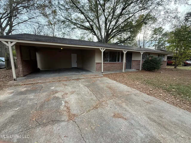 $73,000 | 1027 Woodville Drive, Jackson, MS 39212