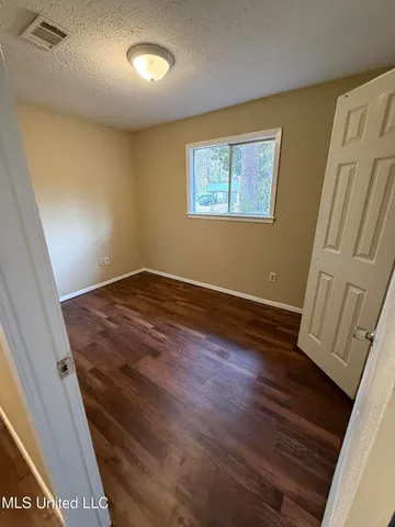 $73,000 | 1027 Woodville Drive, Jackson, MS 39212