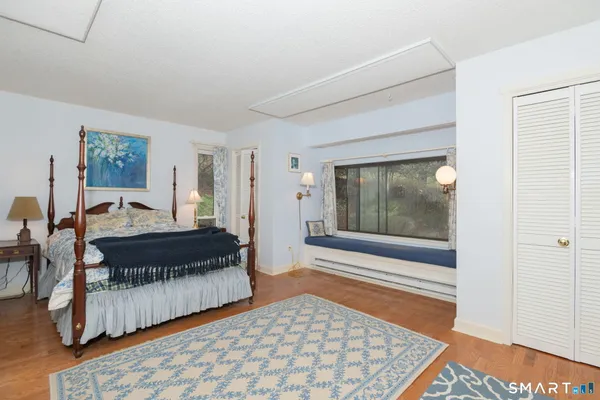 $379,000 | 261 Heritage Village, Unit E, Southbury, CT 06488