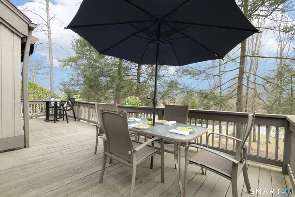 $379,000 | 261 Heritage Village, Unit E, Southbury, CT 06488