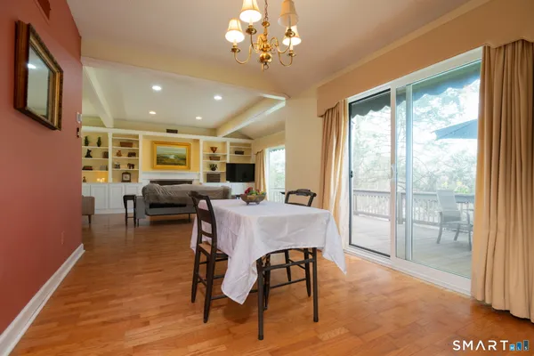 $379,000 | 261 Heritage Village, Unit E, Southbury, CT 06488