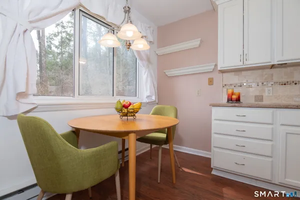 $379,000 | 261 Heritage Village, Unit E, Southbury, CT 06488