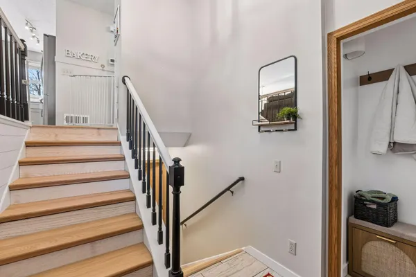 $419,900 | 8584 Pinehurst Alcove, Woodbury, MN 55125