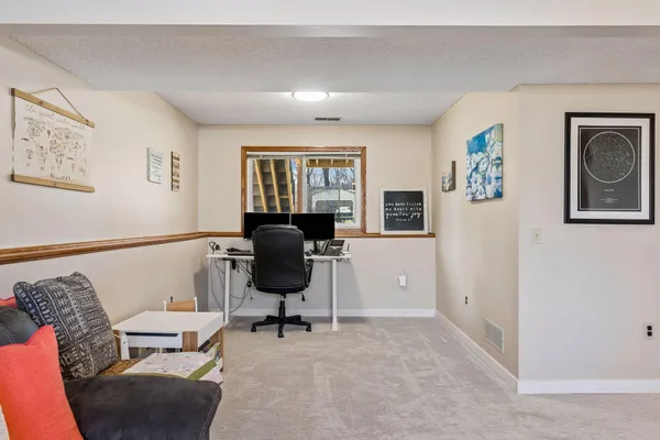 $419,900 | 8584 Pinehurst Alcove, Woodbury, MN 55125