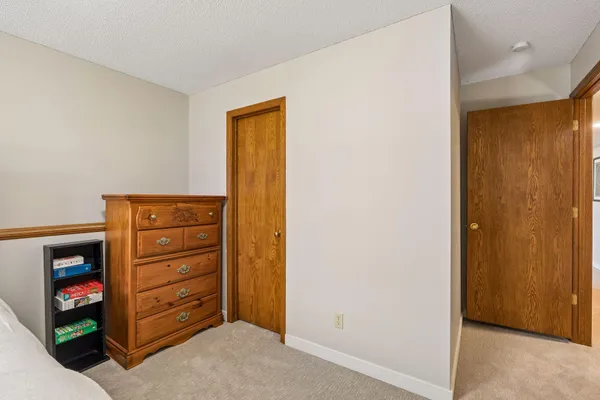 $419,900 | 8584 Pinehurst Alcove, Woodbury, MN 55125