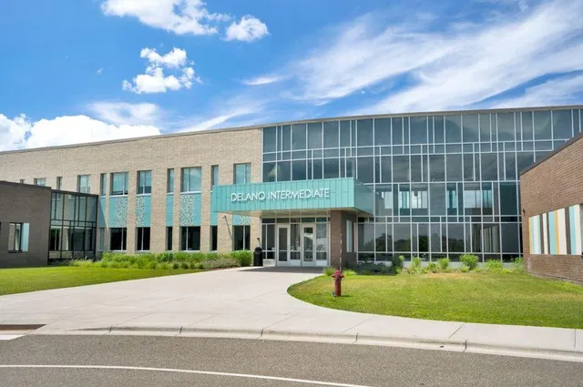 $558,655 | 1157 Wds Crk Drive South, Delano, MN 55328