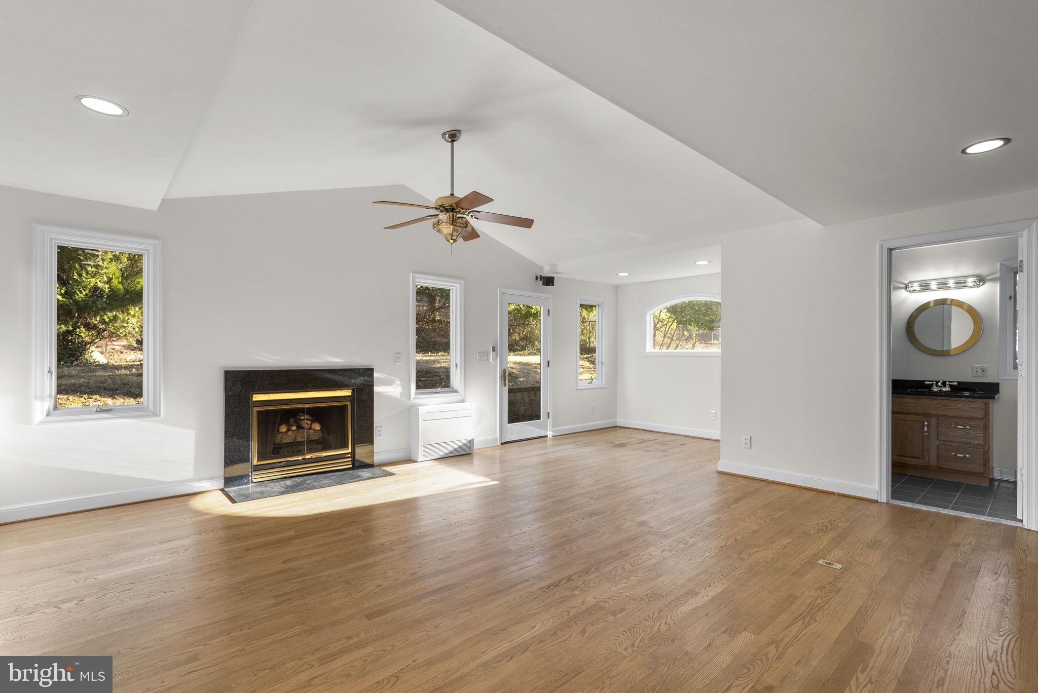 506 Bonifant Street Silver Spring, MD 20910 - Photo 19 of 50