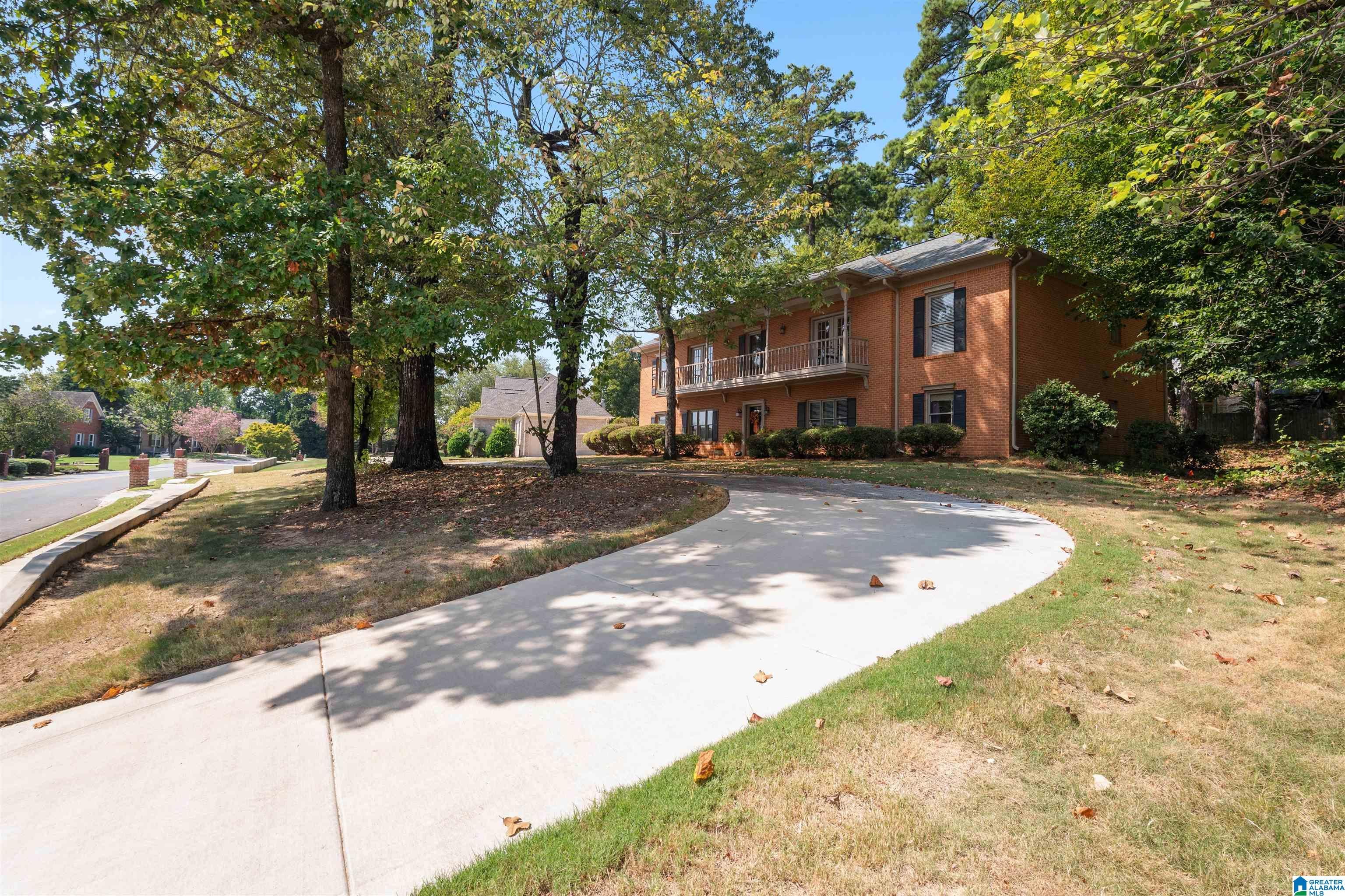 1136 Al Seier Road Hoover, AL 35226 - Photo 5 of 53 Gallery Image 5