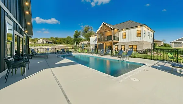 $659,000 | 376 Moon Bay Drive, Kuttawa, KY 42055