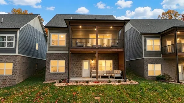 $659,000 | 376 Moon Bay Drive, Kuttawa, KY 42055