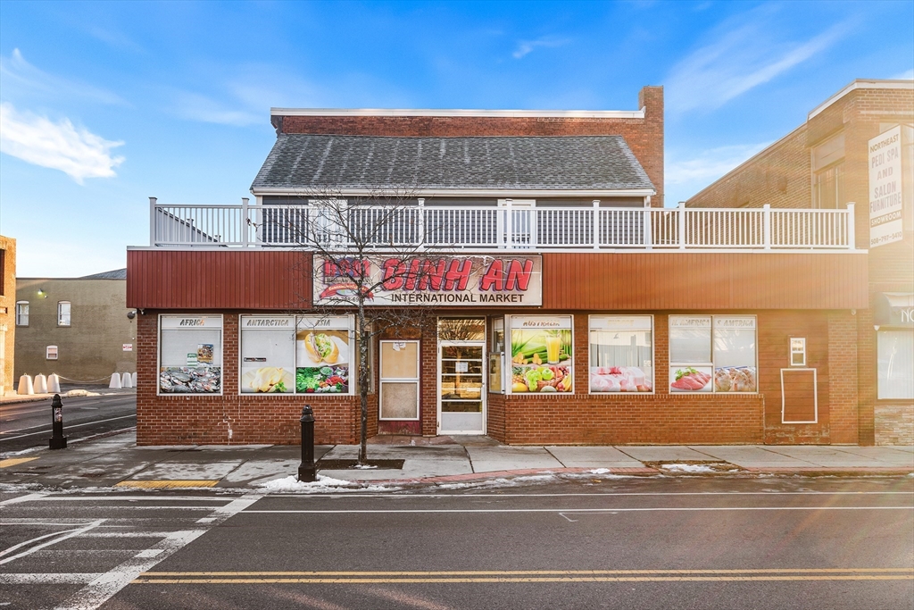 64 Green Street Worcester, MA 01604 - Photo 6 of 11