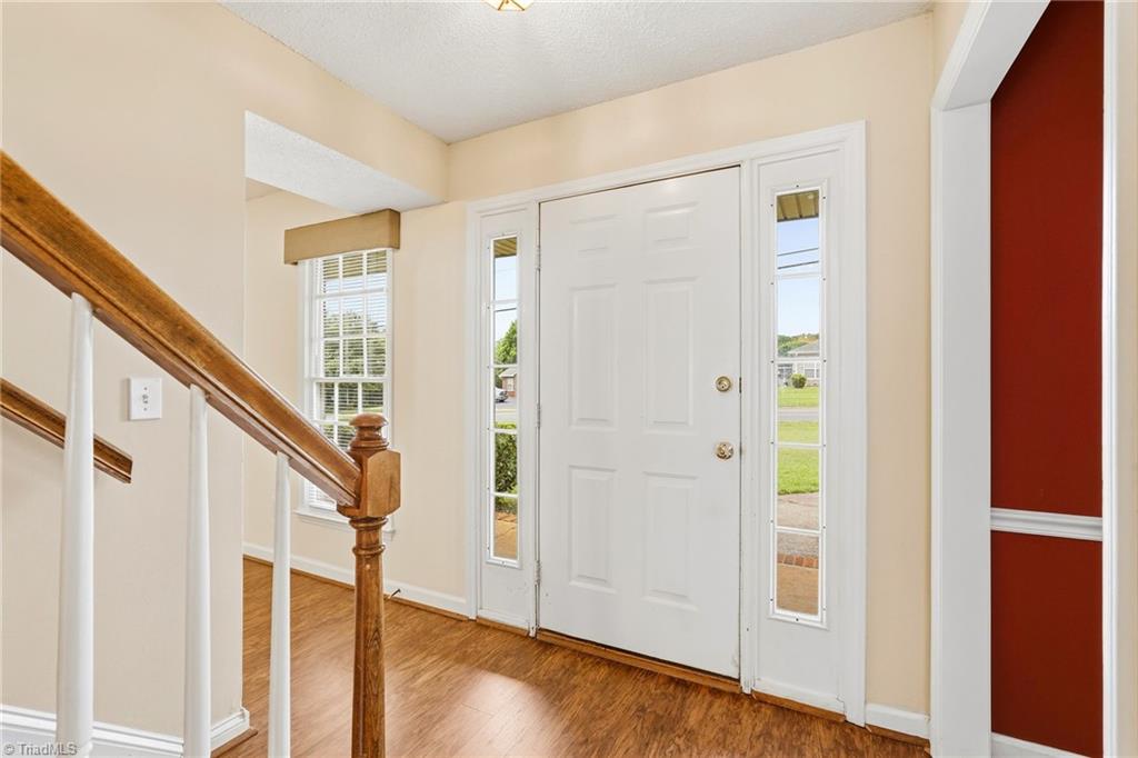 4331 Kinnamon Road Winston-Salem, NC 27103 - Photo 8 of 46