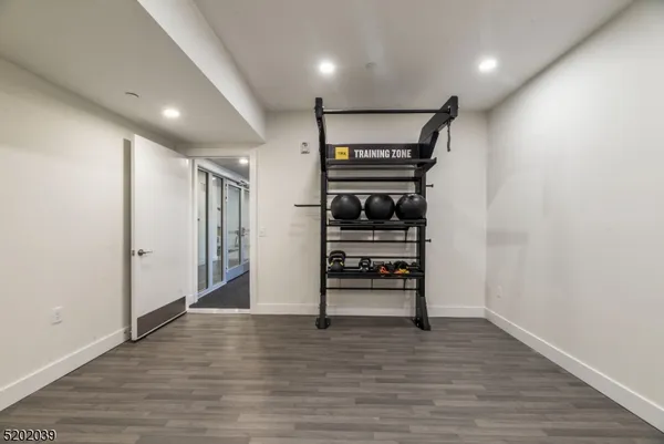 $2,400 | 377 Summerhill Road, Unit JUNR, East Brunswick, NJ 08816