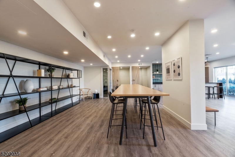 377 Summerhill Road, Unit JUNR East Brunswick, NJ 08816 - Photo 23 of 49