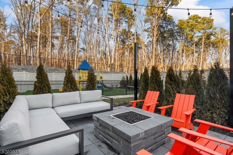 377 Summerhill Road, Unit JUNR East Brunswick, NJ 08816 - Photo 41 of 49