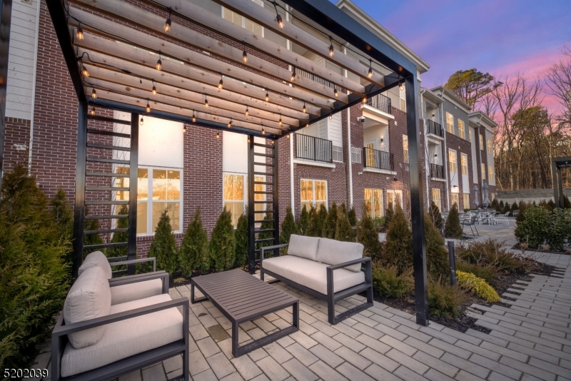 377 Summerhill Road, Unit JUNR East Brunswick, NJ 08816 - Photo 46 of 49