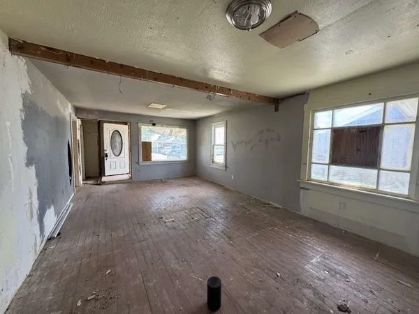 $56,999 | 807 Lexington, Plainview, TX 79072