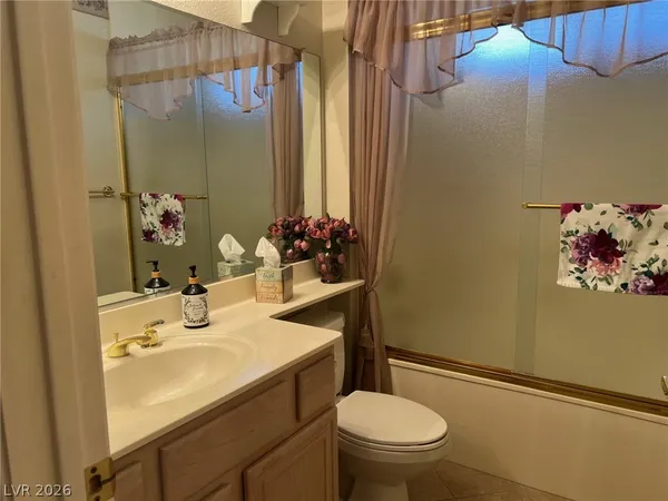 $2,595 | 2404 Floyd Court, Las Vegas, NV 89134