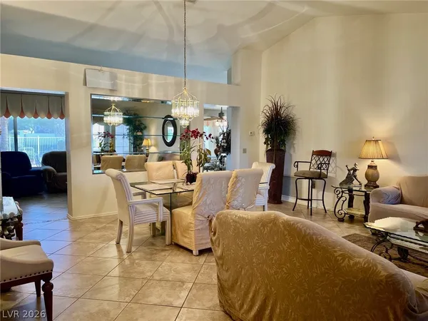 $2,595 | 2404 Floyd Court, Las Vegas, NV 89134